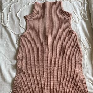 Aritzia Wilfred Durandal Sleeveless Cowl Neck Sweater